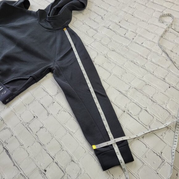 Under Armor Woman’s black loose fit hooded sweatshirt with mesh back insert L - Picture 5 of 12